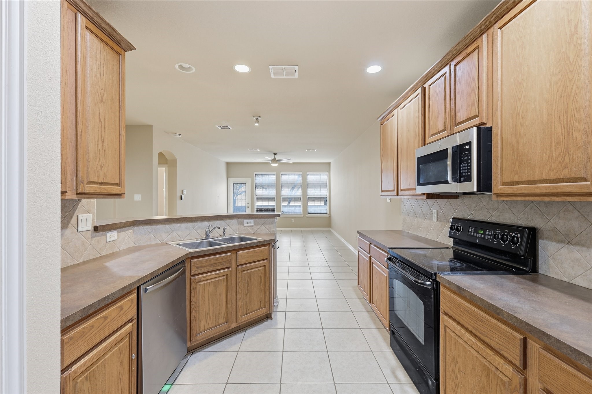 1725 Brookview Drive Carrollton TX 75007