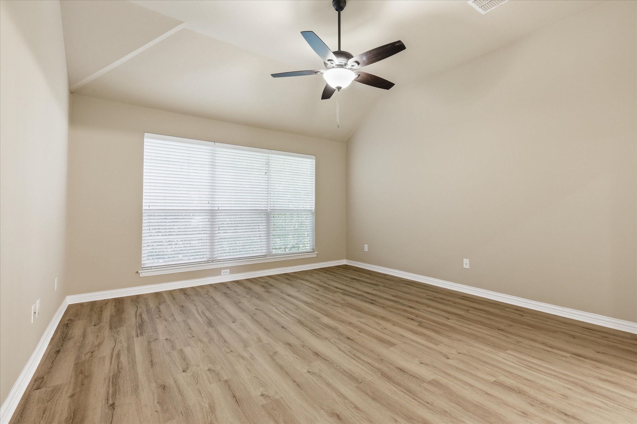 1725 Brookview Drive Carrollton TX 75007