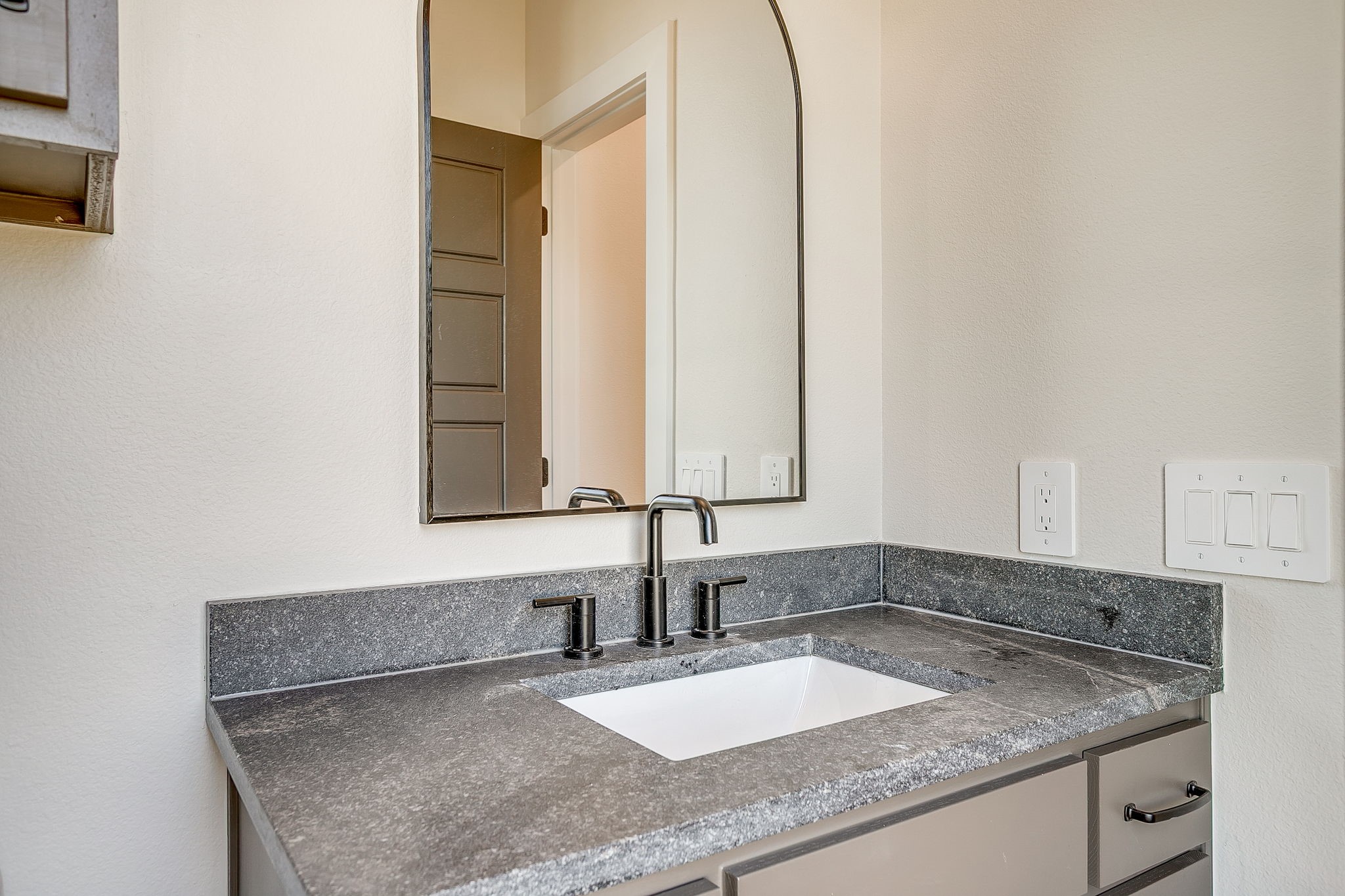 2820 Weisenberger Street Fort Worth TX 76107