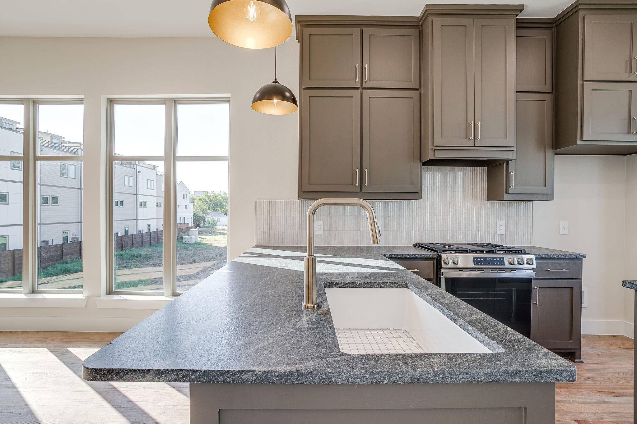 2820 Weisenberger Street Fort Worth TX 76107