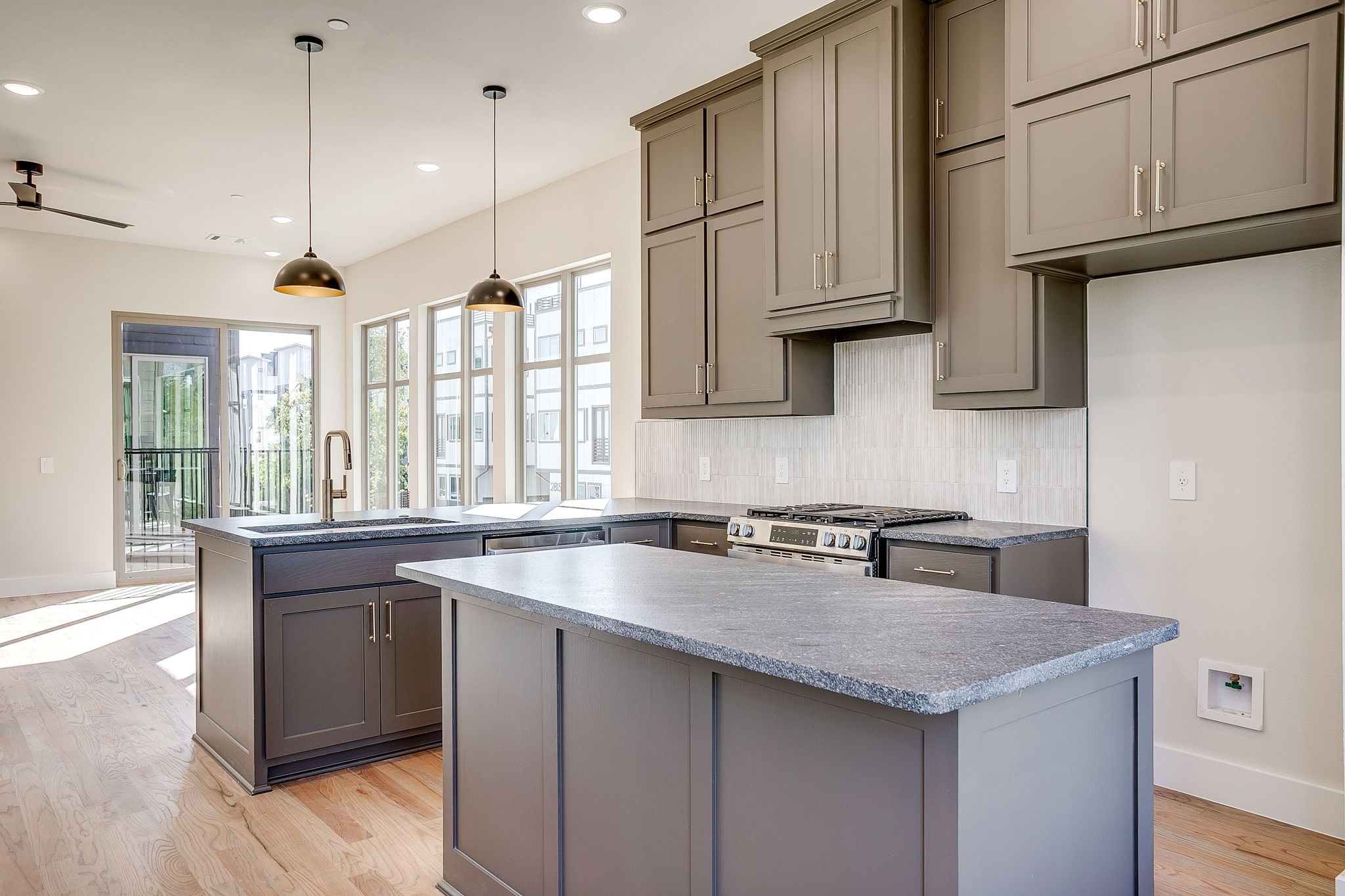 2820 Weisenberger Street Fort Worth TX 76107