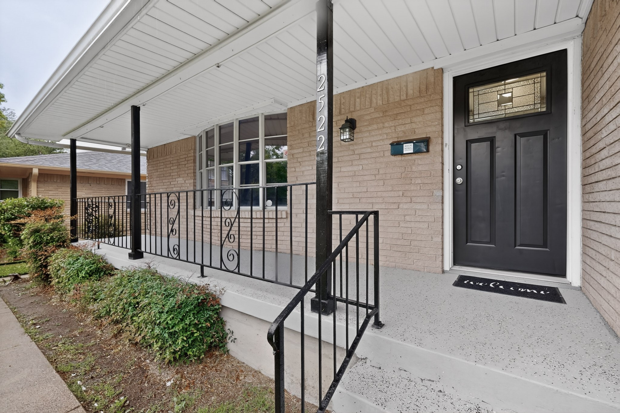 2522 Pinebluff Drive Dallas TX 75228