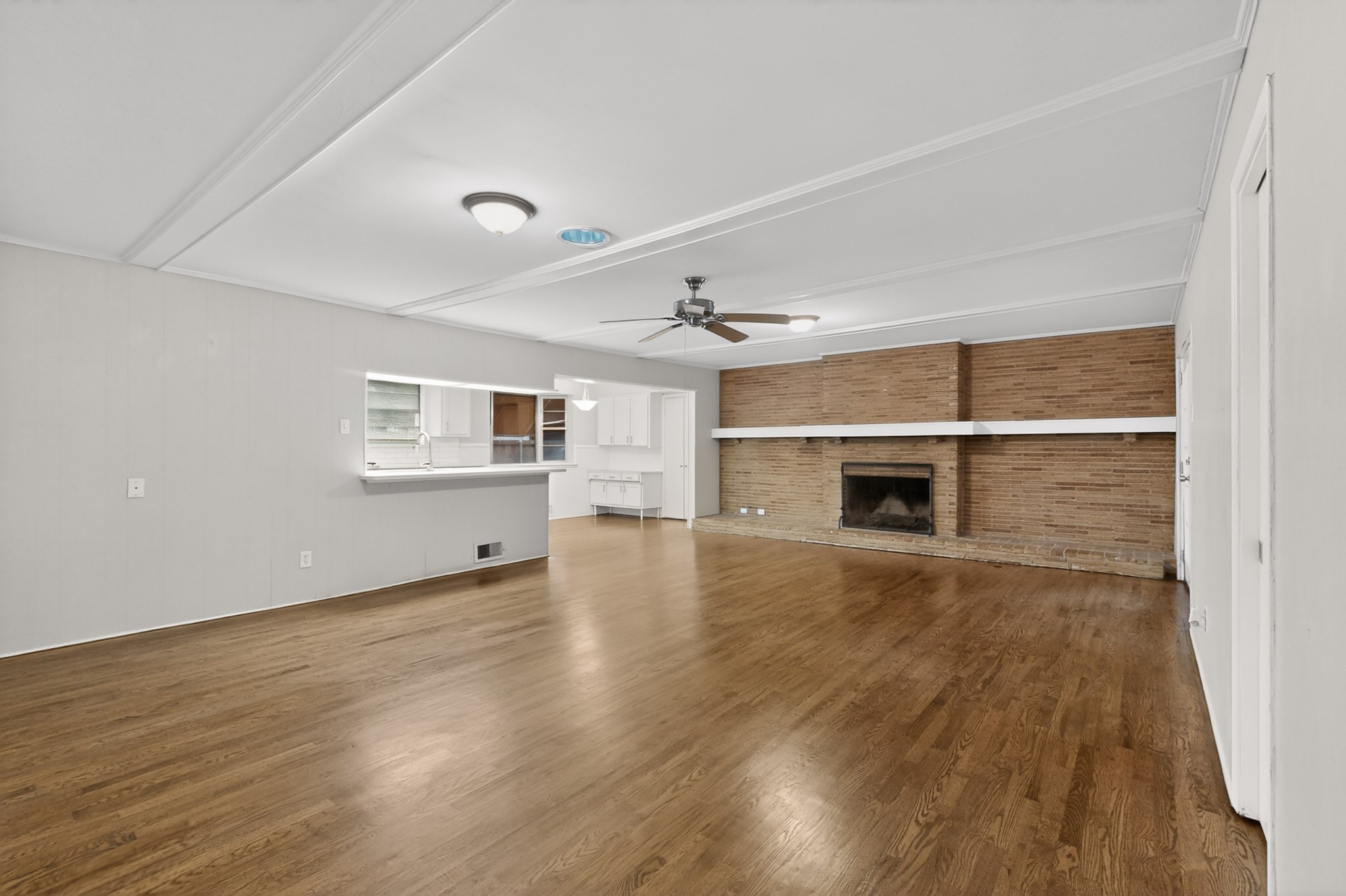 2522 Pinebluff Drive Dallas TX 75228