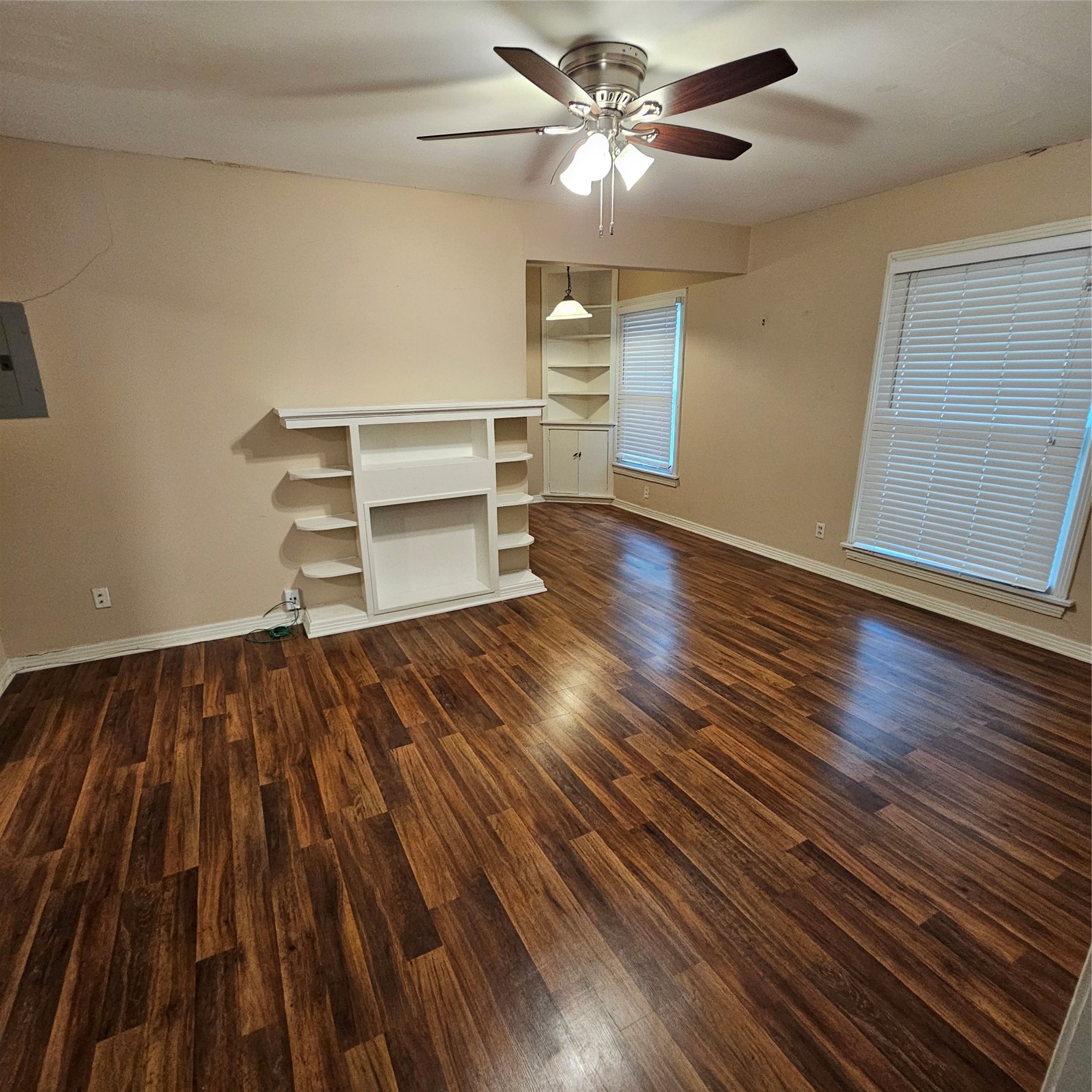 3911 Prescott Avenue Dallas TX 75219