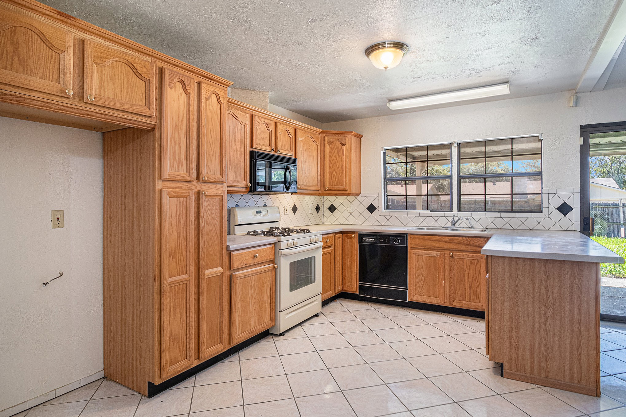 1814 Addington Drive Carrollton TX 75007
