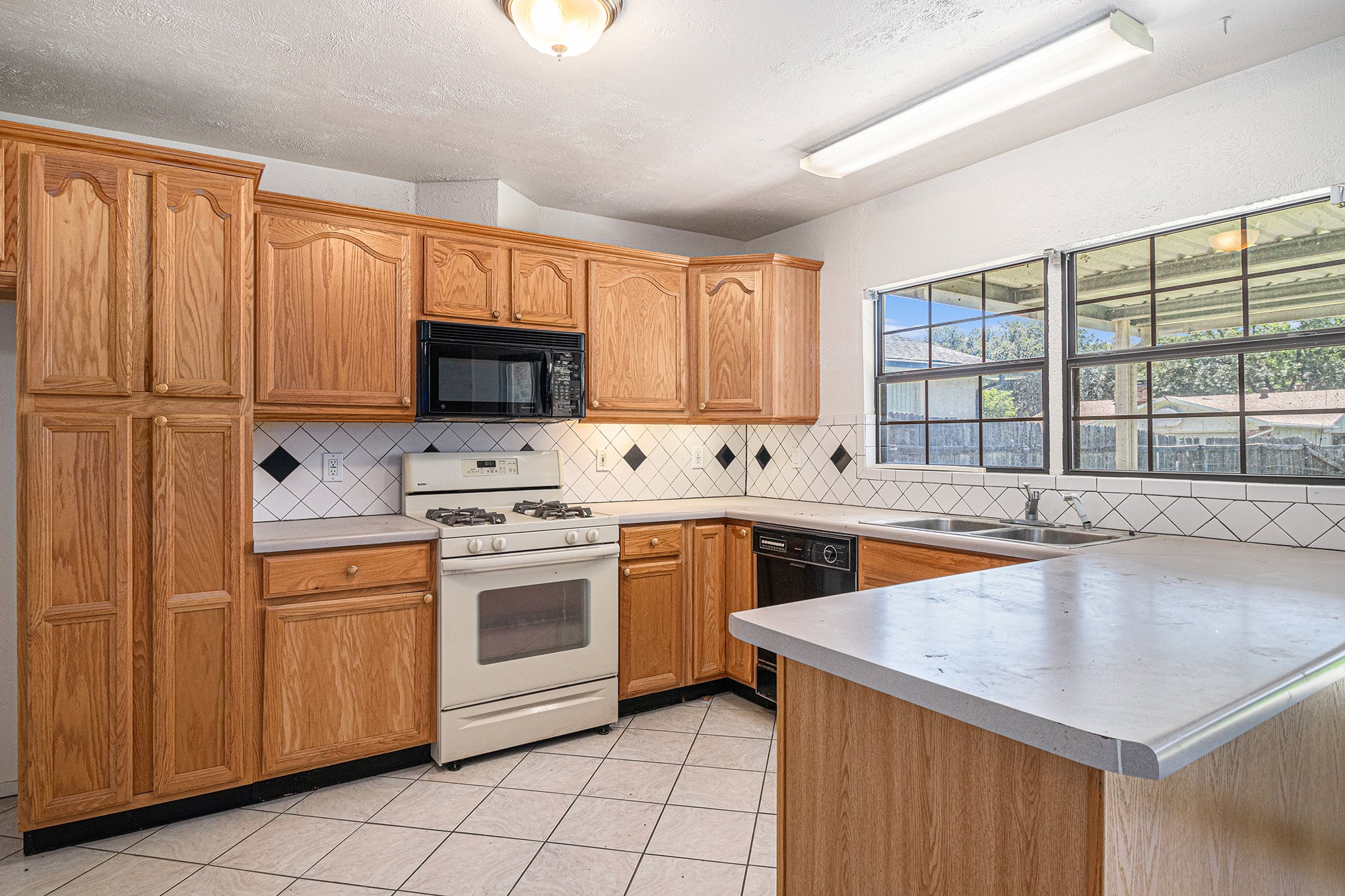 1814 Addington Drive Carrollton TX 75007