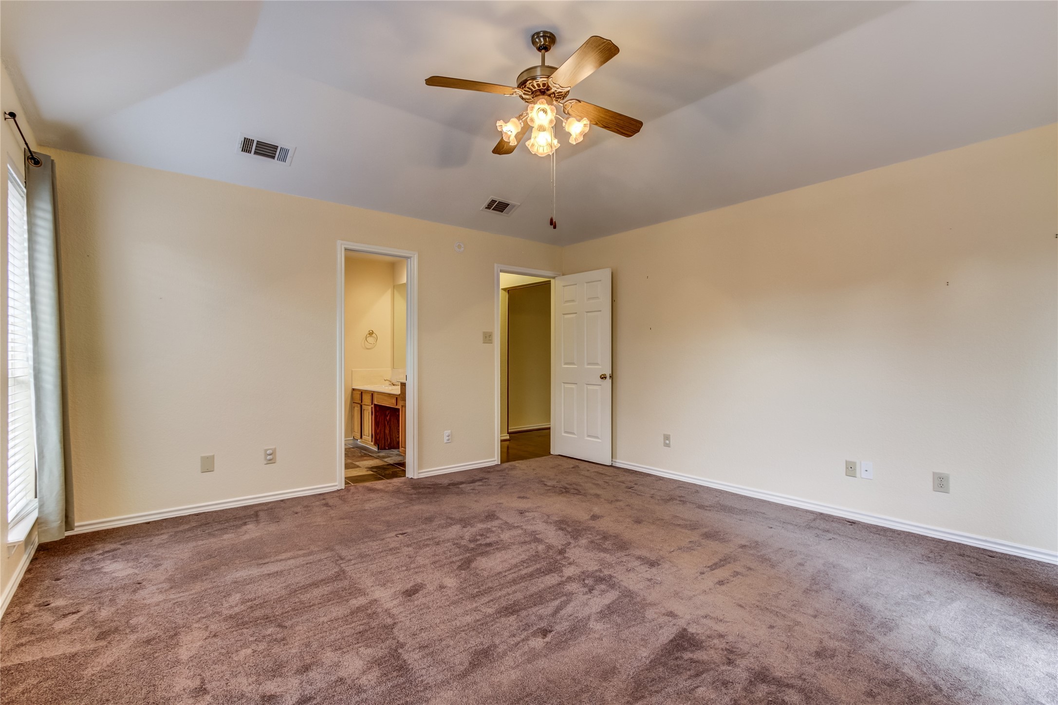 1513 Mission Ridge Trail Carrollton TX 75007