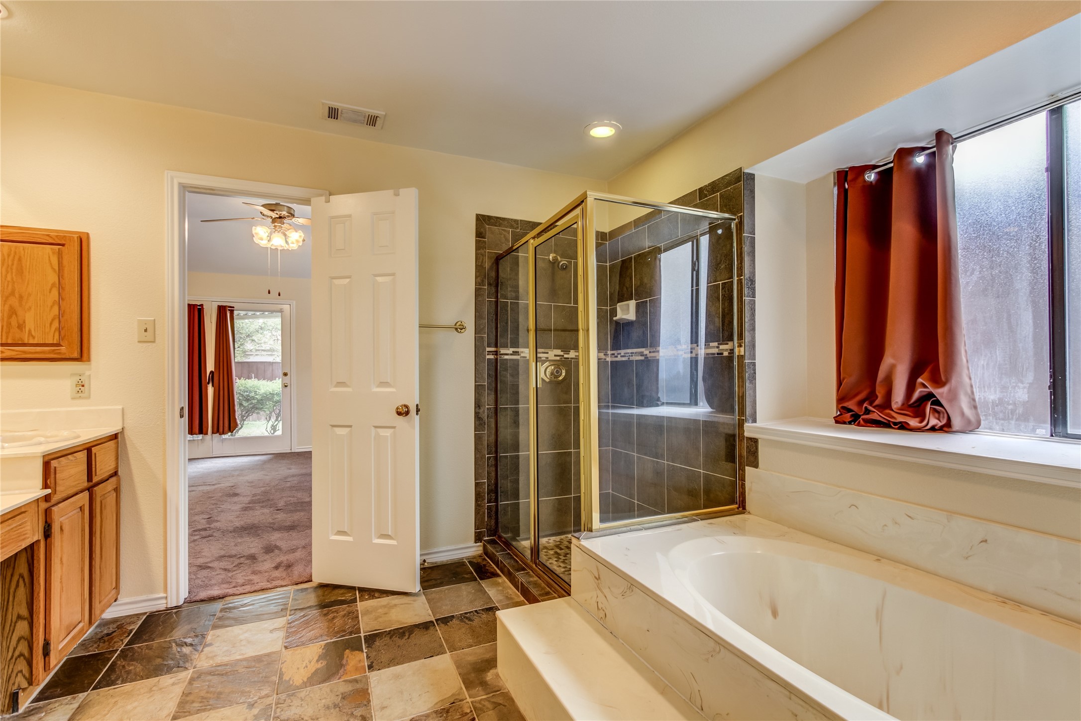 1513 Mission Ridge Trail Carrollton TX 75007