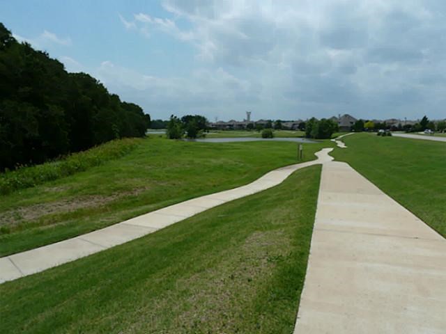 324 Highland Glen Wylie TX 75098