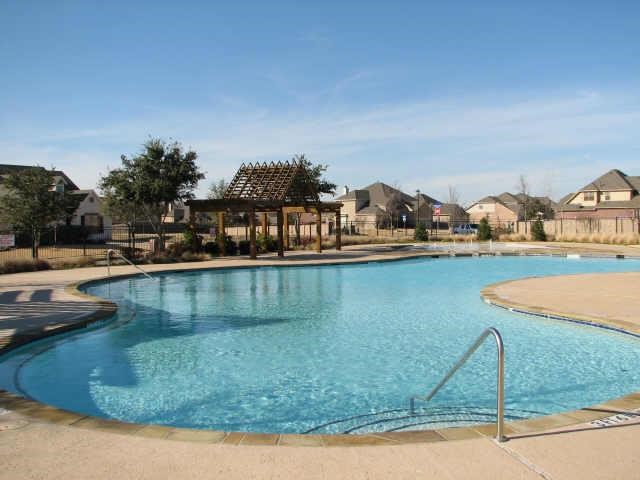 324 Highland Glen Wylie TX 75098