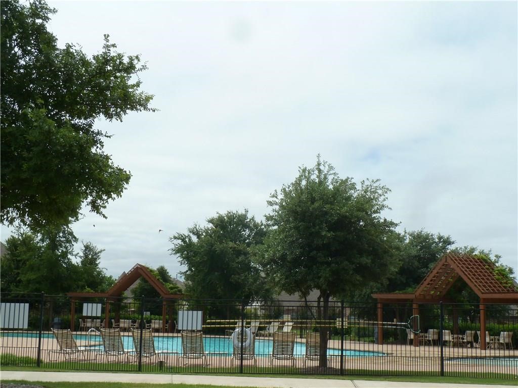 324 Highland Glen Wylie TX 75098