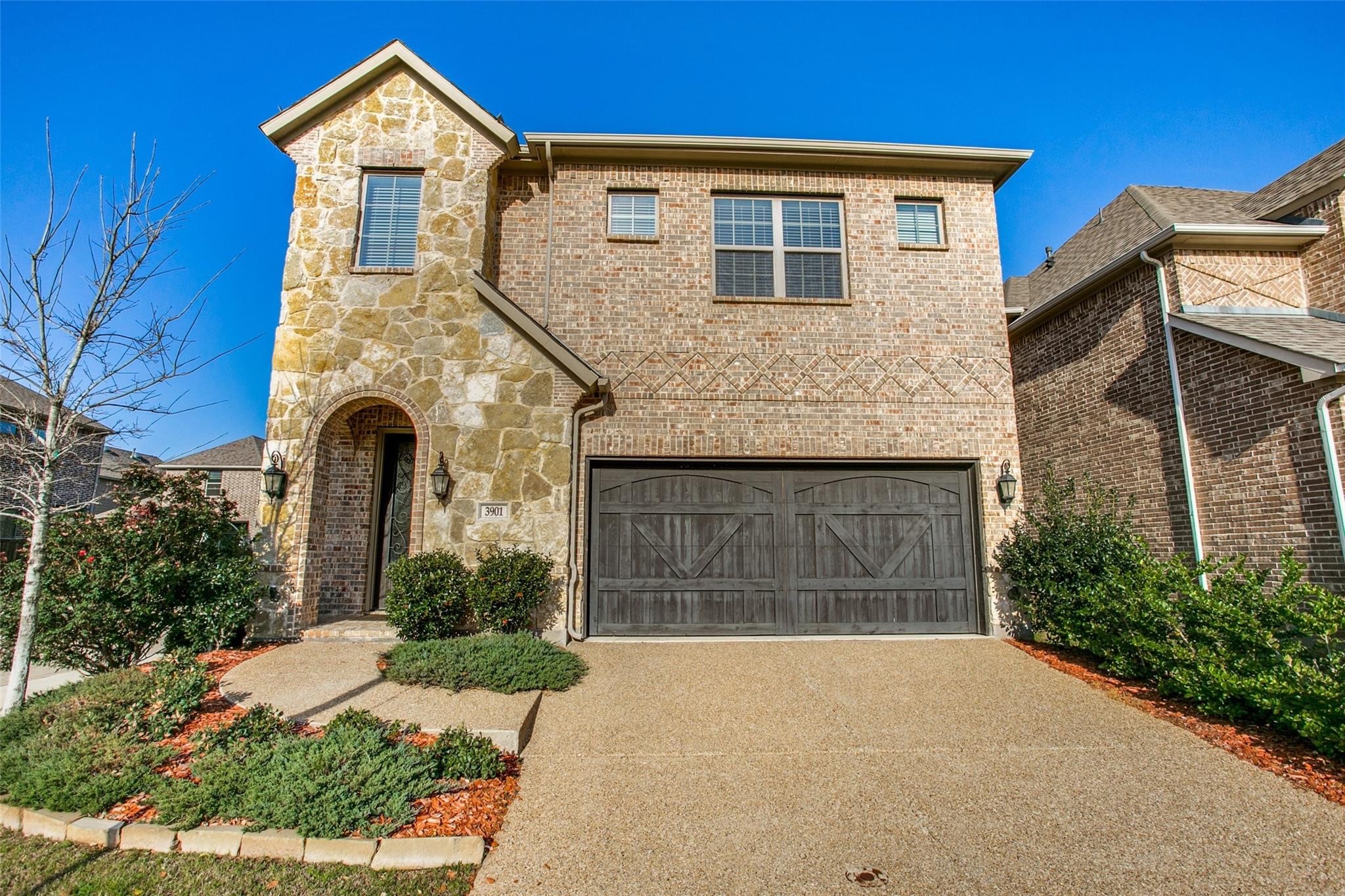 3901 Bentley Drive Bedford TX 76021
