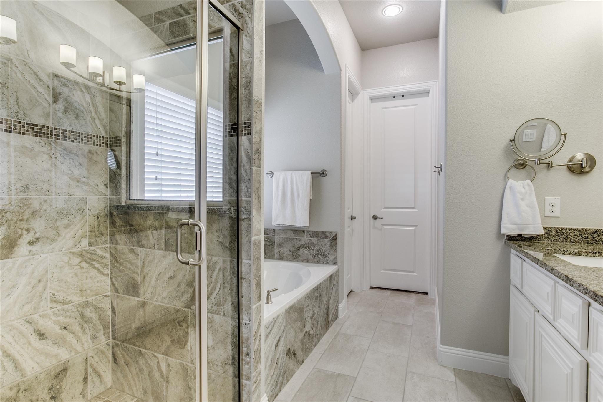 3901 Bentley Drive Bedford TX 76021