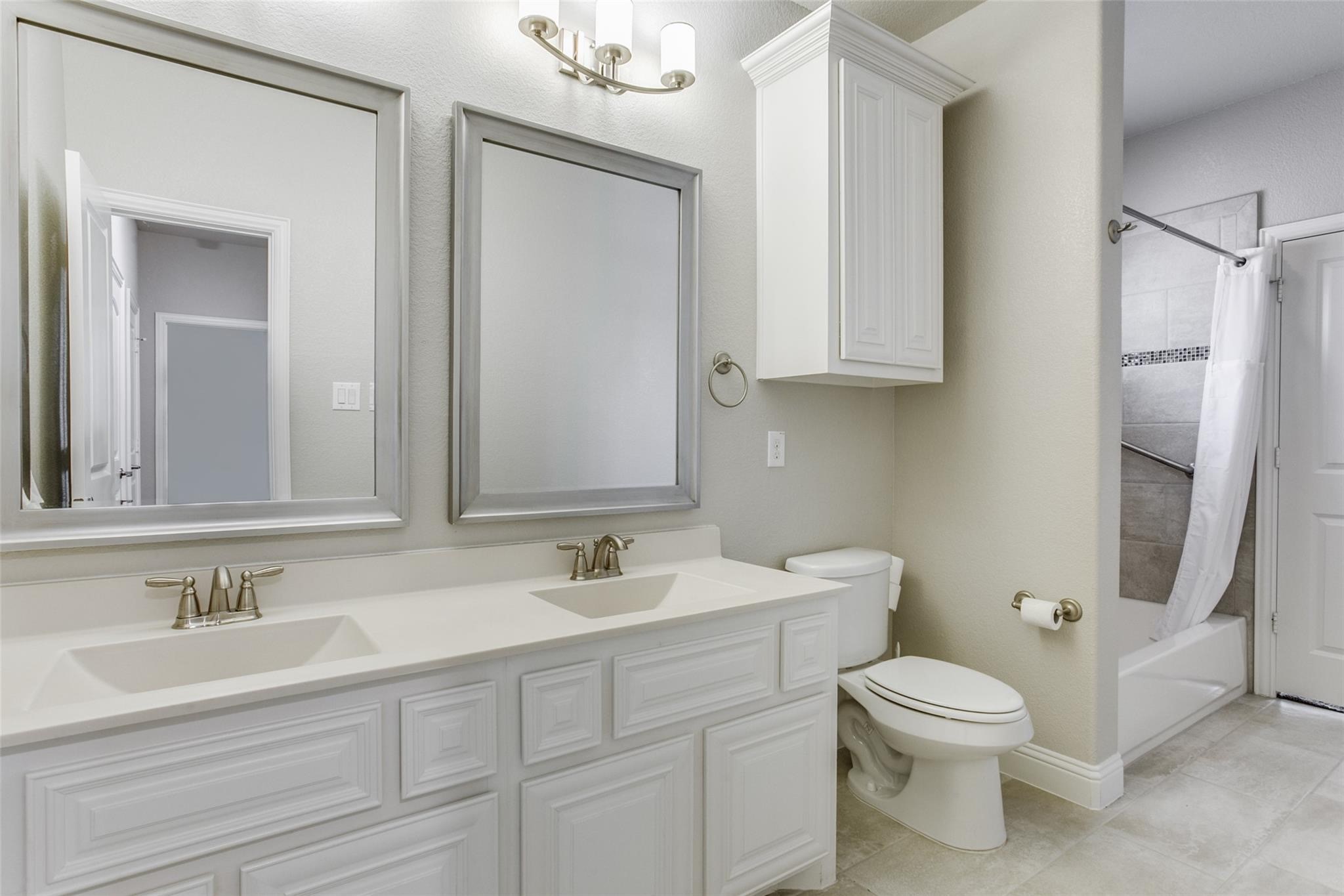 3901 Bentley Drive Bedford TX 76021