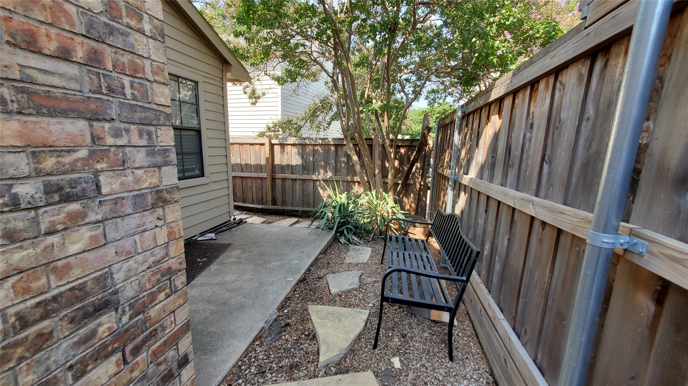 2943 Harbinger Lane Dallas TX 75287