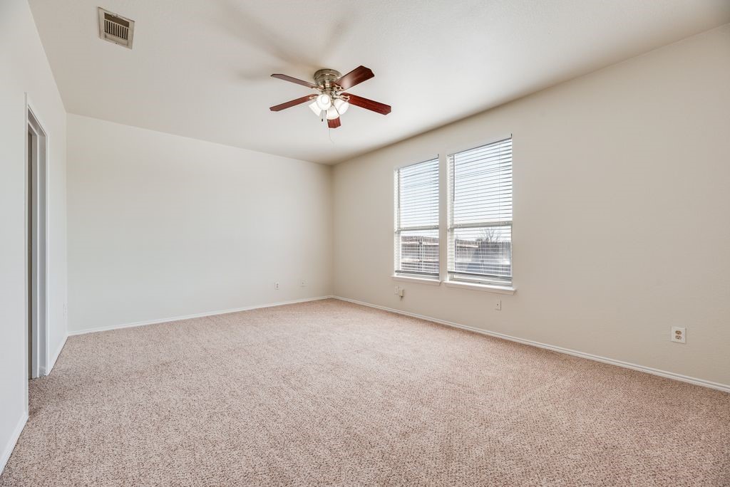 817 Kentucky Derby Lane Fort Worth TX 76179