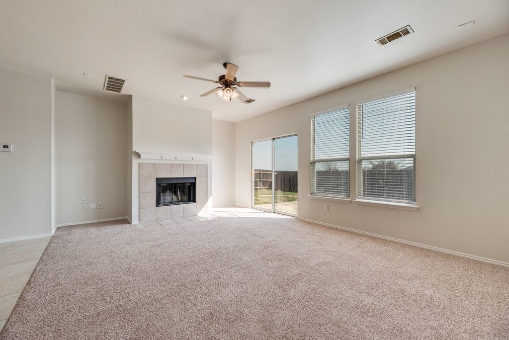 817 Kentucky Derby Lane Fort Worth TX 76179