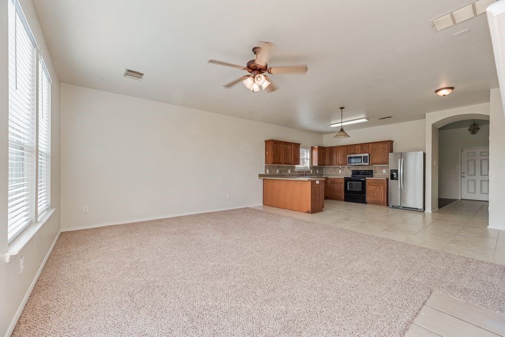 817 Kentucky Derby Lane Fort Worth TX 76179
