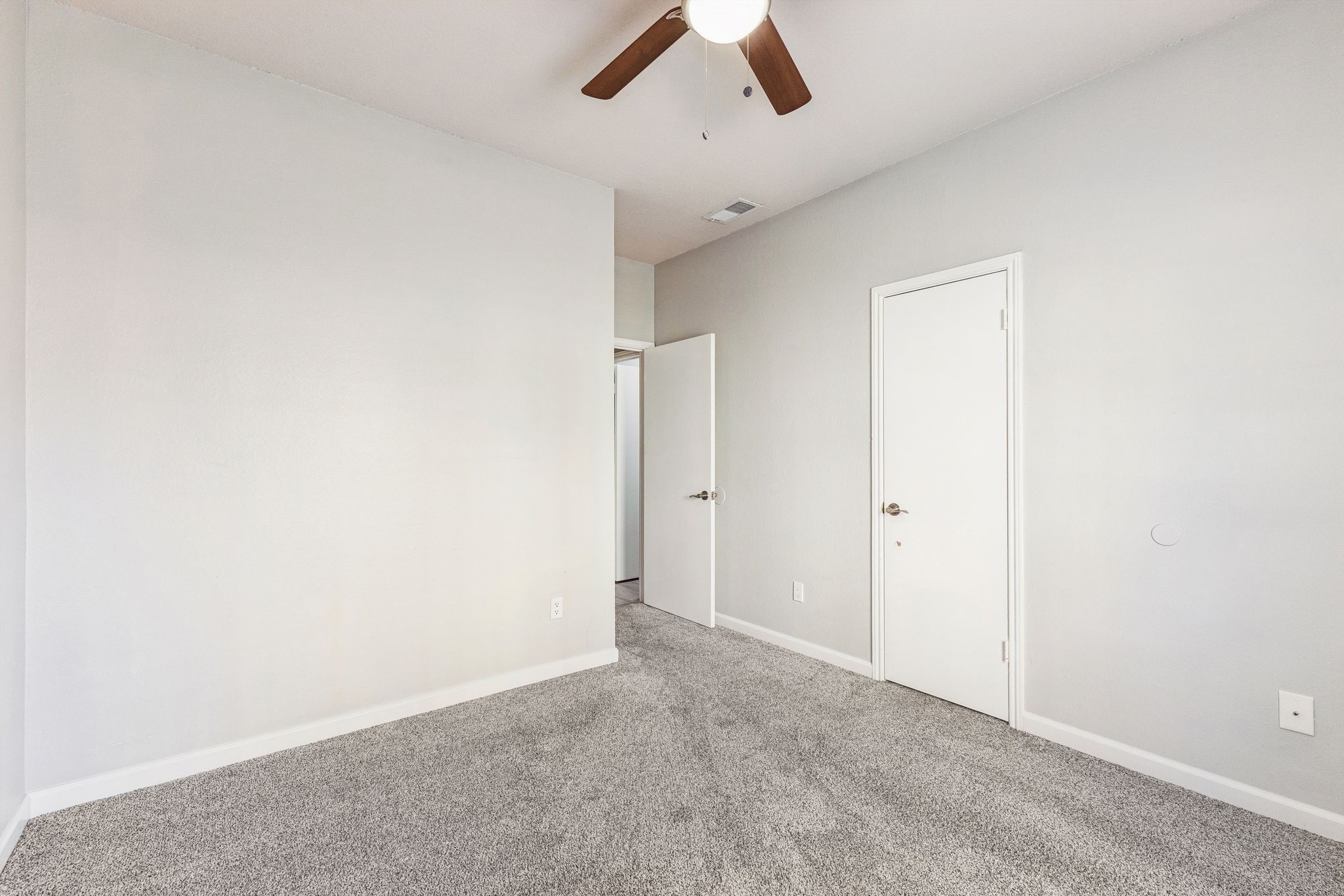8600 Coppertowne Lane Dallas TX 75243