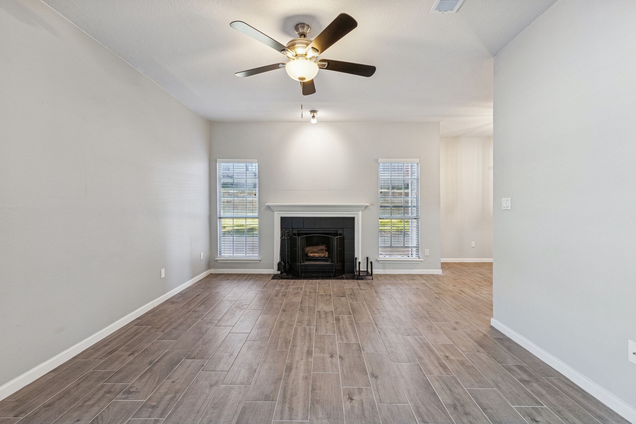8600 Coppertowne Lane Dallas TX 75243