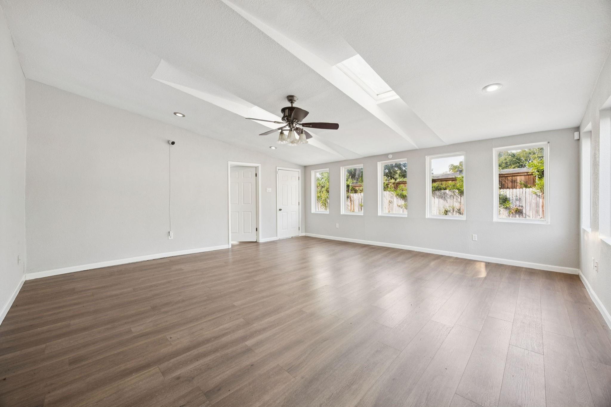 2801 Clearbrook Drive Irving TX 75062