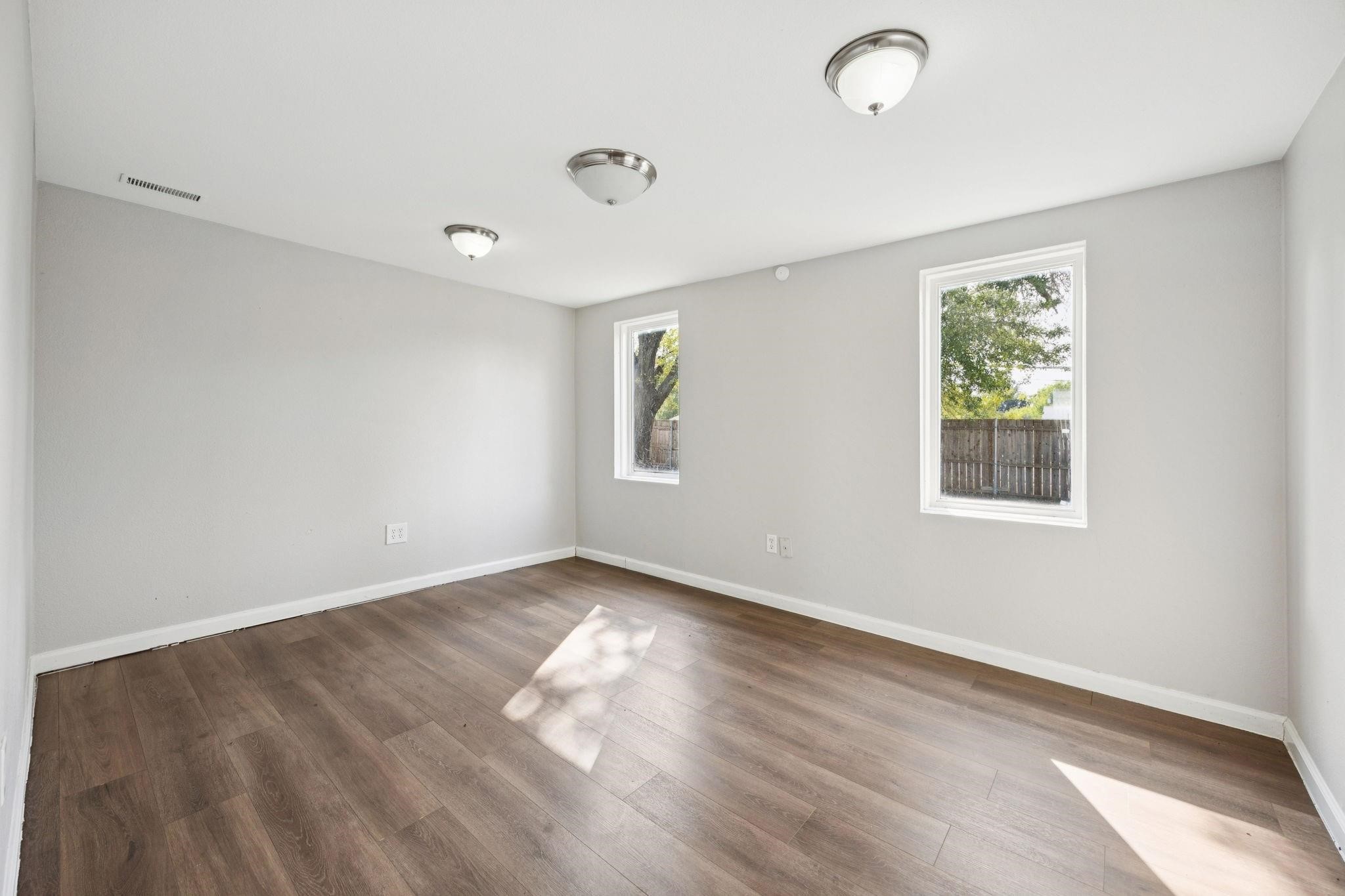 2801 Clearbrook Drive Irving TX 75062