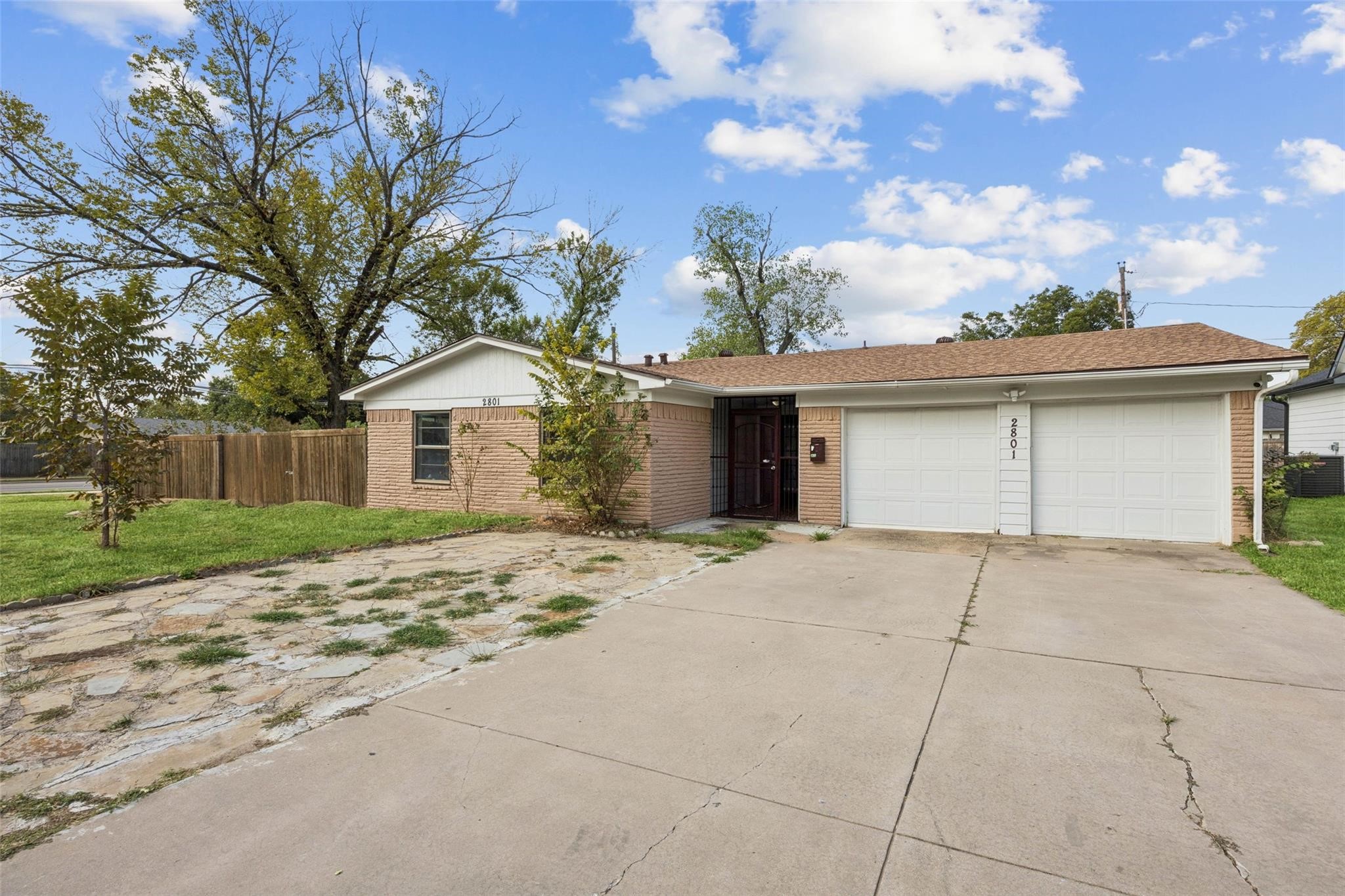2801 Clearbrook Drive Irving TX 75062