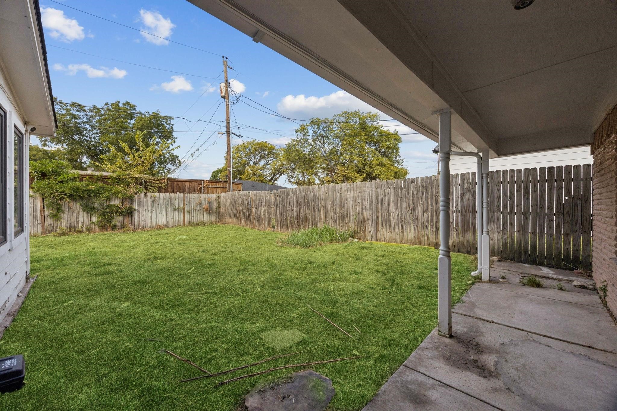2801 Clearbrook Drive Irving TX 75062