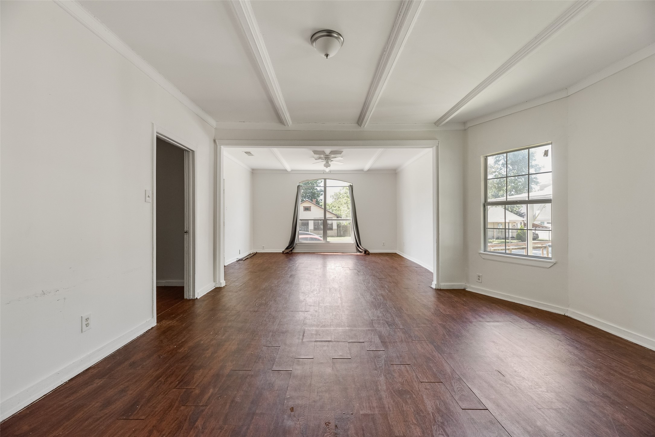 1327 E Baltimore Avenue Fort Worth TX 76104