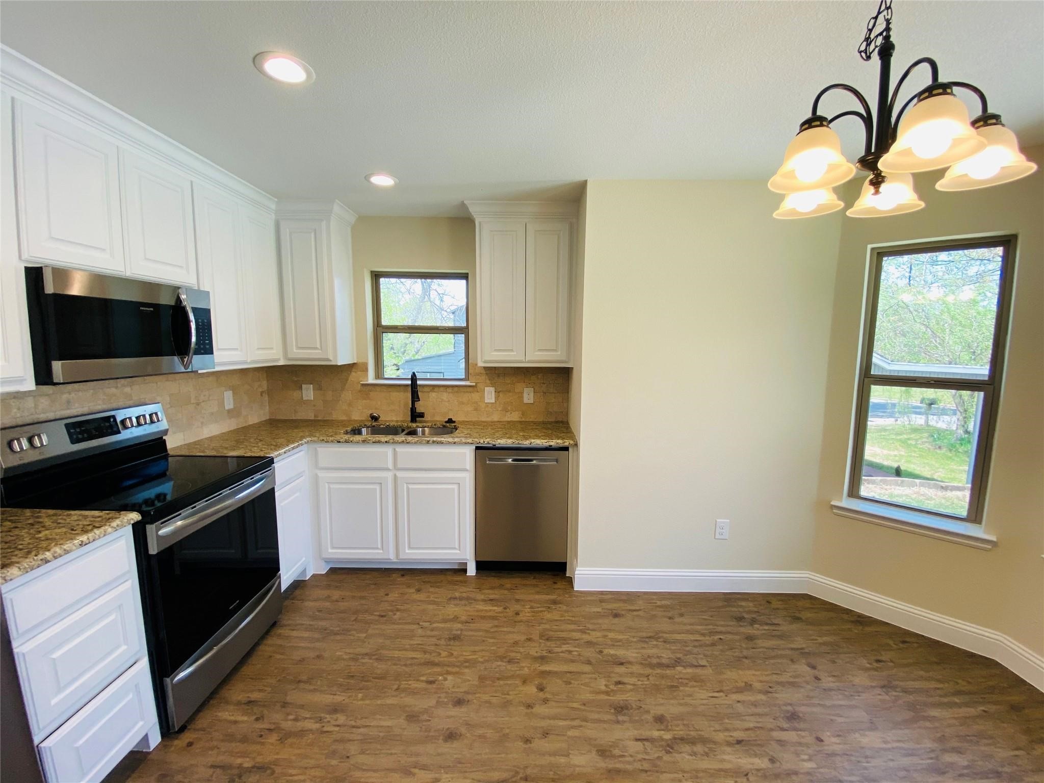 312 W Heron Street Denison TX 75020