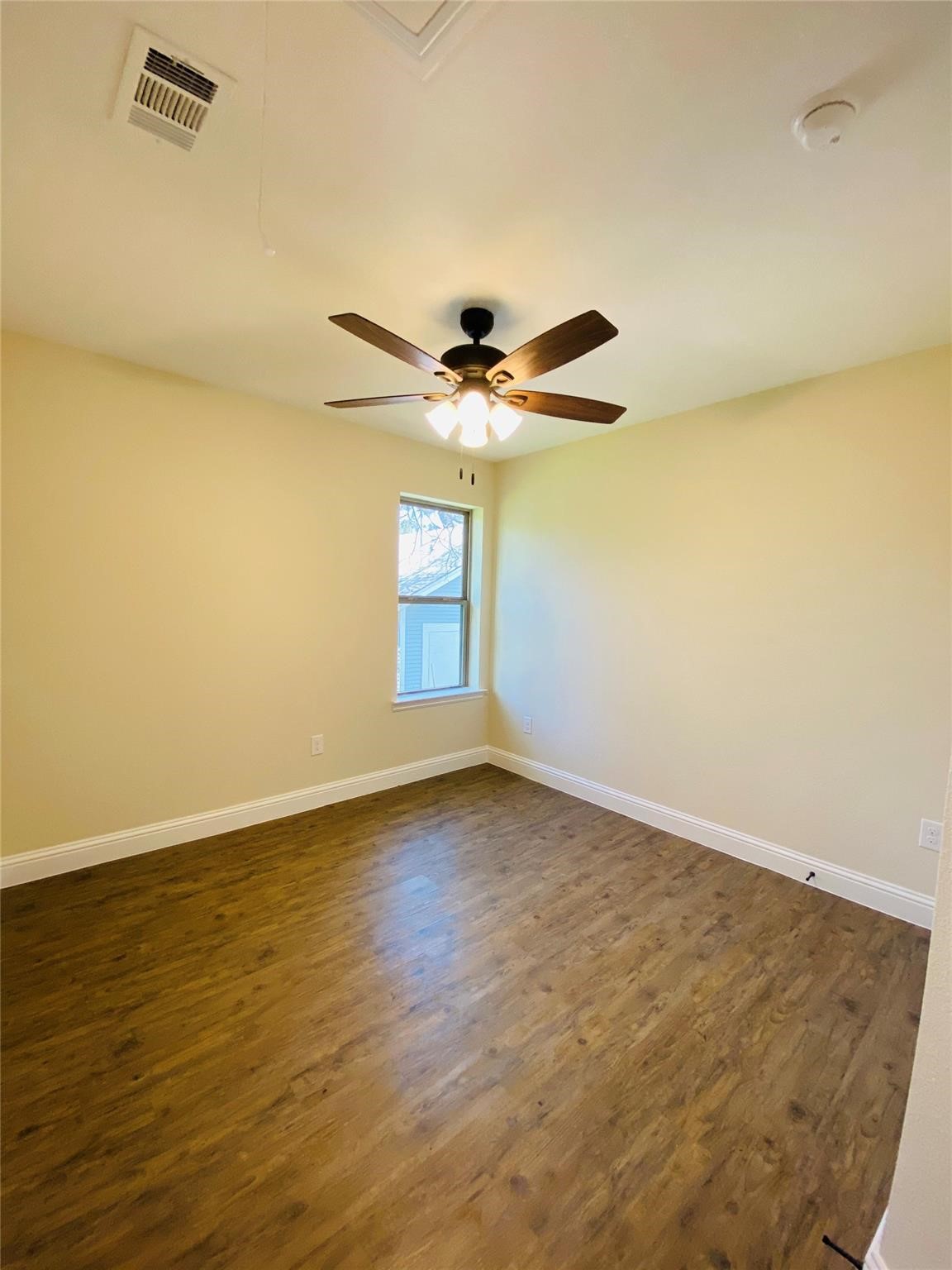 312 W Heron Street Denison TX 75020