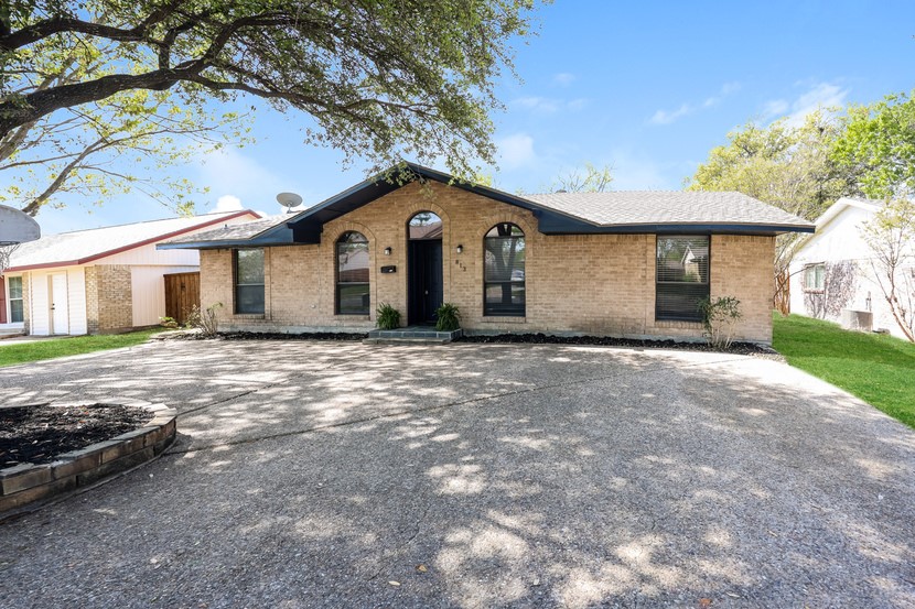 813 Hudson Drive Garland TX 75043