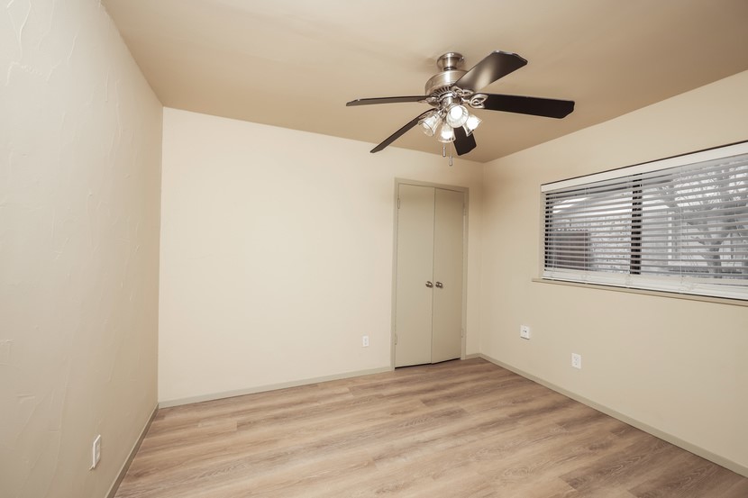 813 Hudson Drive Garland TX 75043