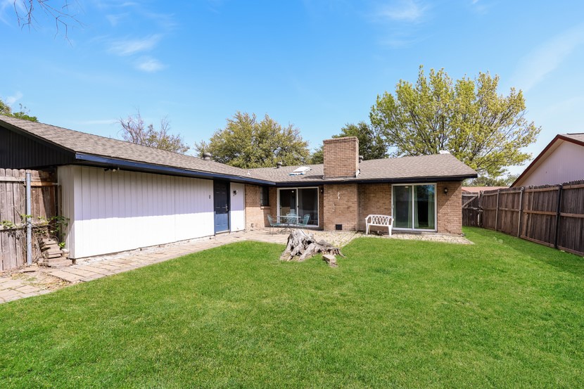 813 Hudson Drive Garland TX 75043