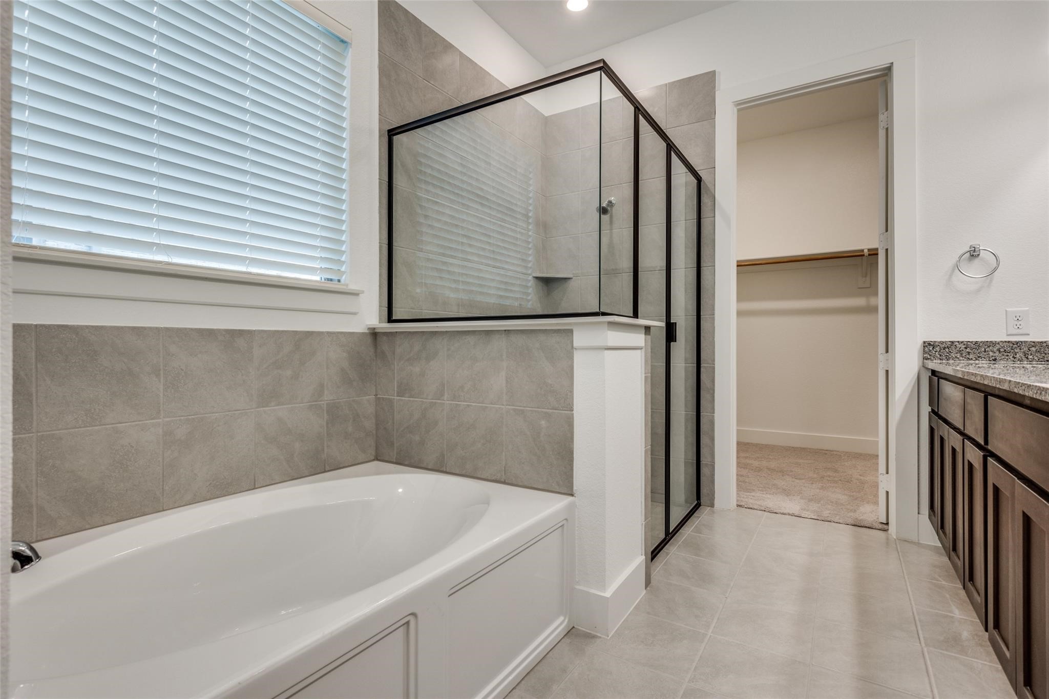 5411 Grand Avenue Sachse TX 75048