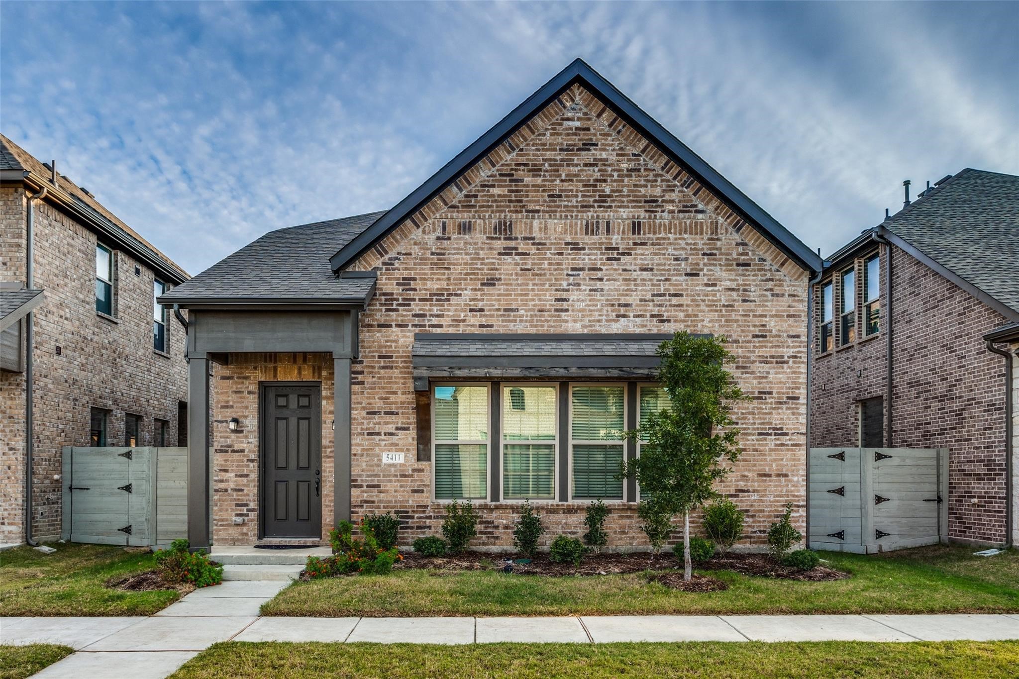 5411 Grand Avenue Sachse TX 75048