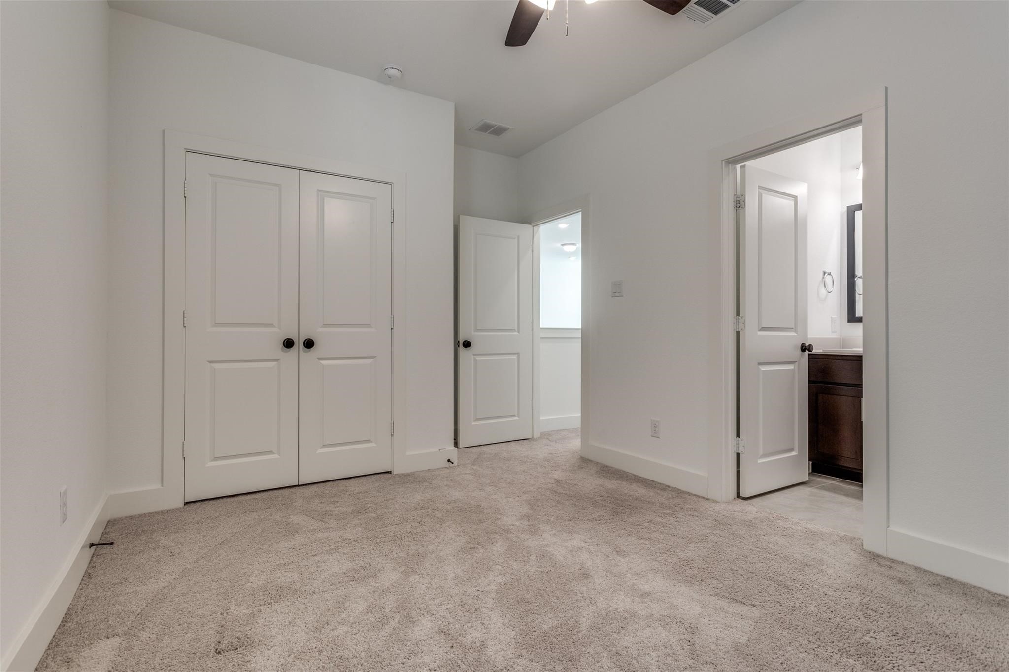 5411 Grand Avenue Sachse TX 75048