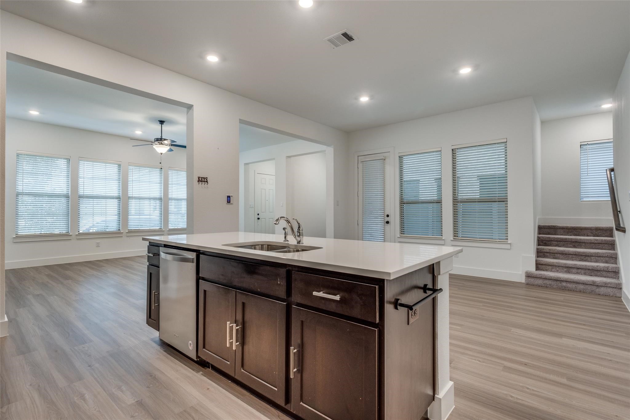 5411 Grand Avenue Sachse TX 75048