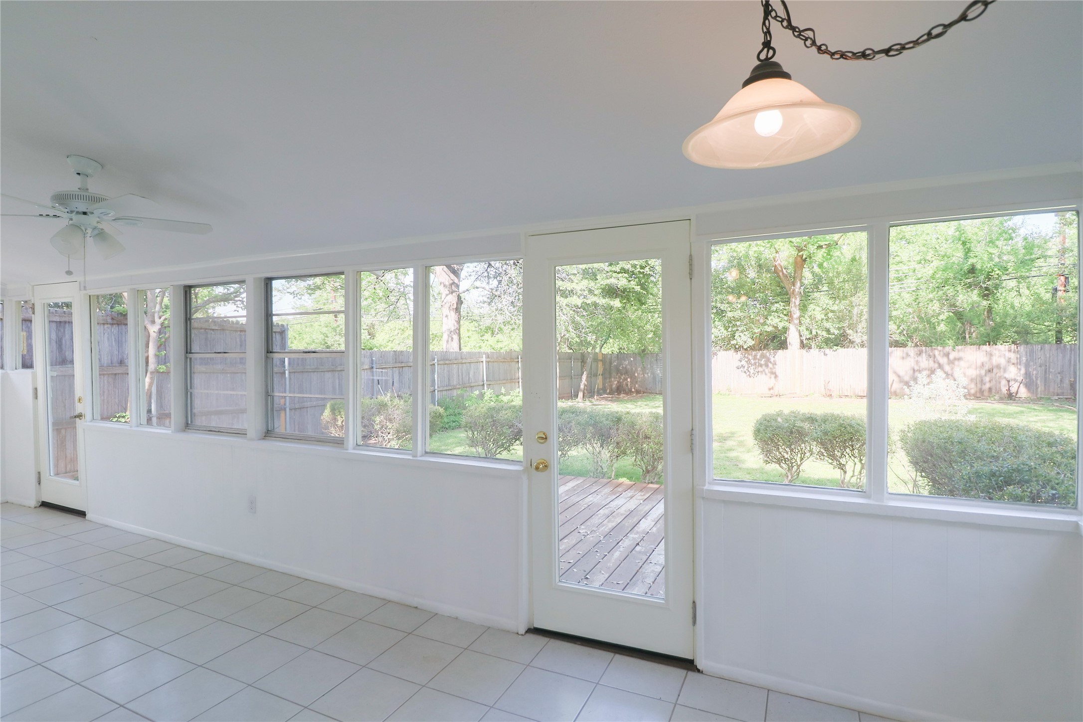 704 N Bailey Avenue Fort Worth TX 76107