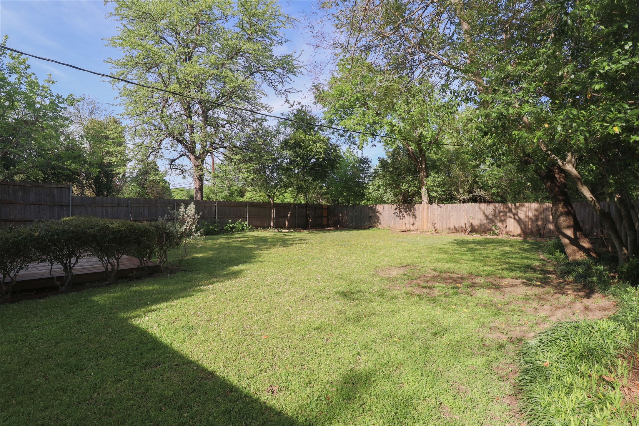 704 N Bailey Avenue Fort Worth TX 76107