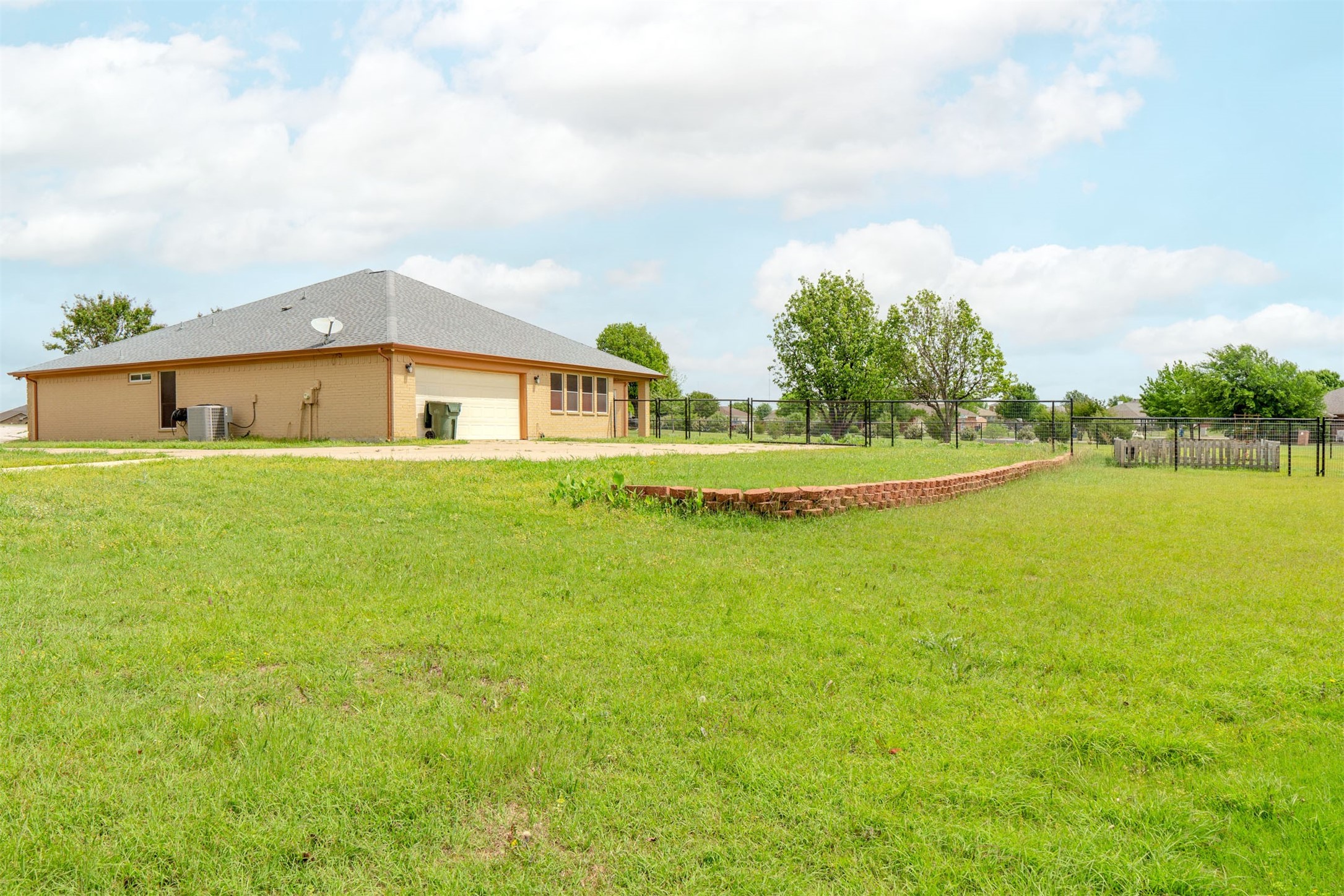 115 Kenwick Court Aledo TX 76008