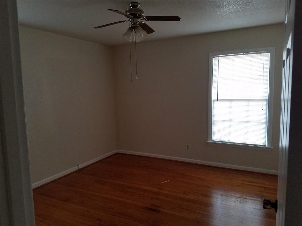 1401 W Lovers Lane Arlington TX 76013