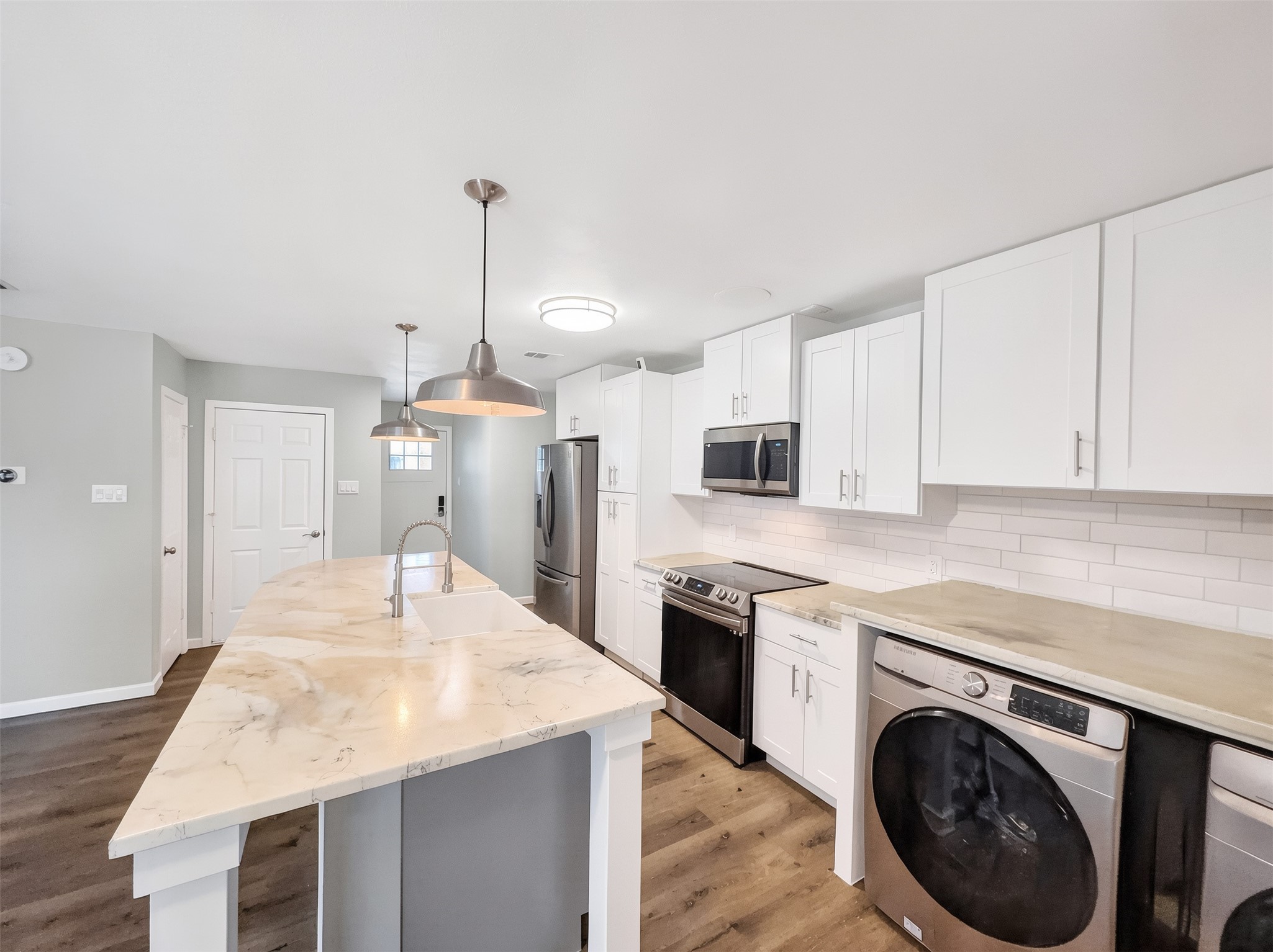 109 N Heights Drive Crowley TX 76036