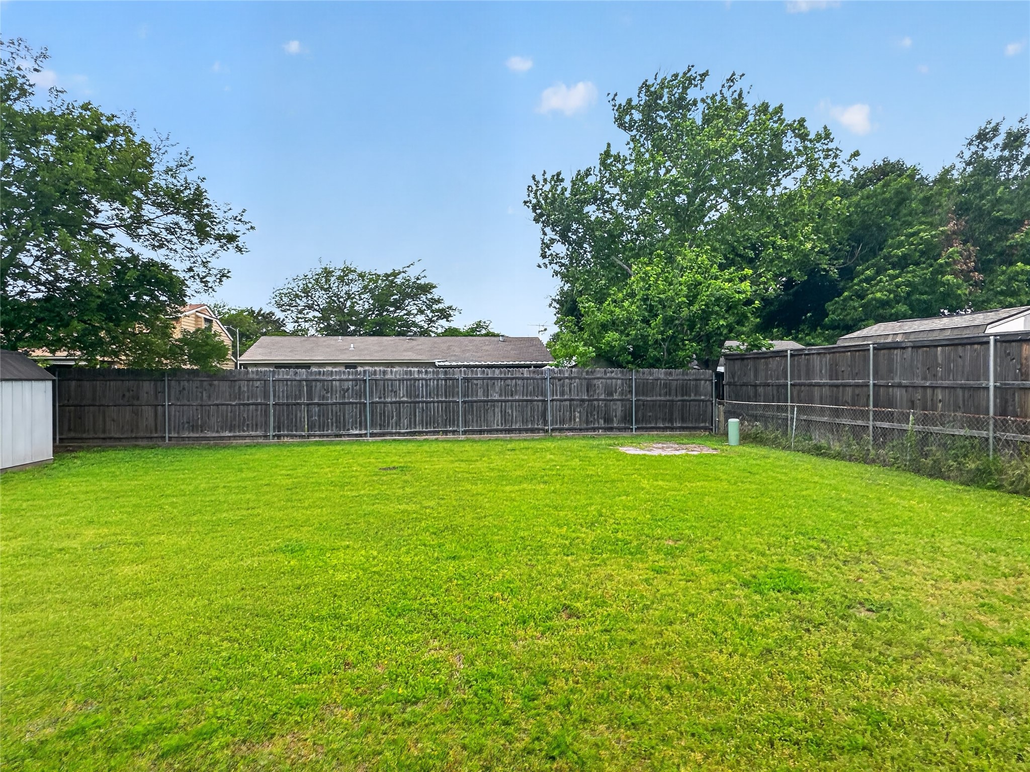 109 N Heights Drive Crowley TX 76036