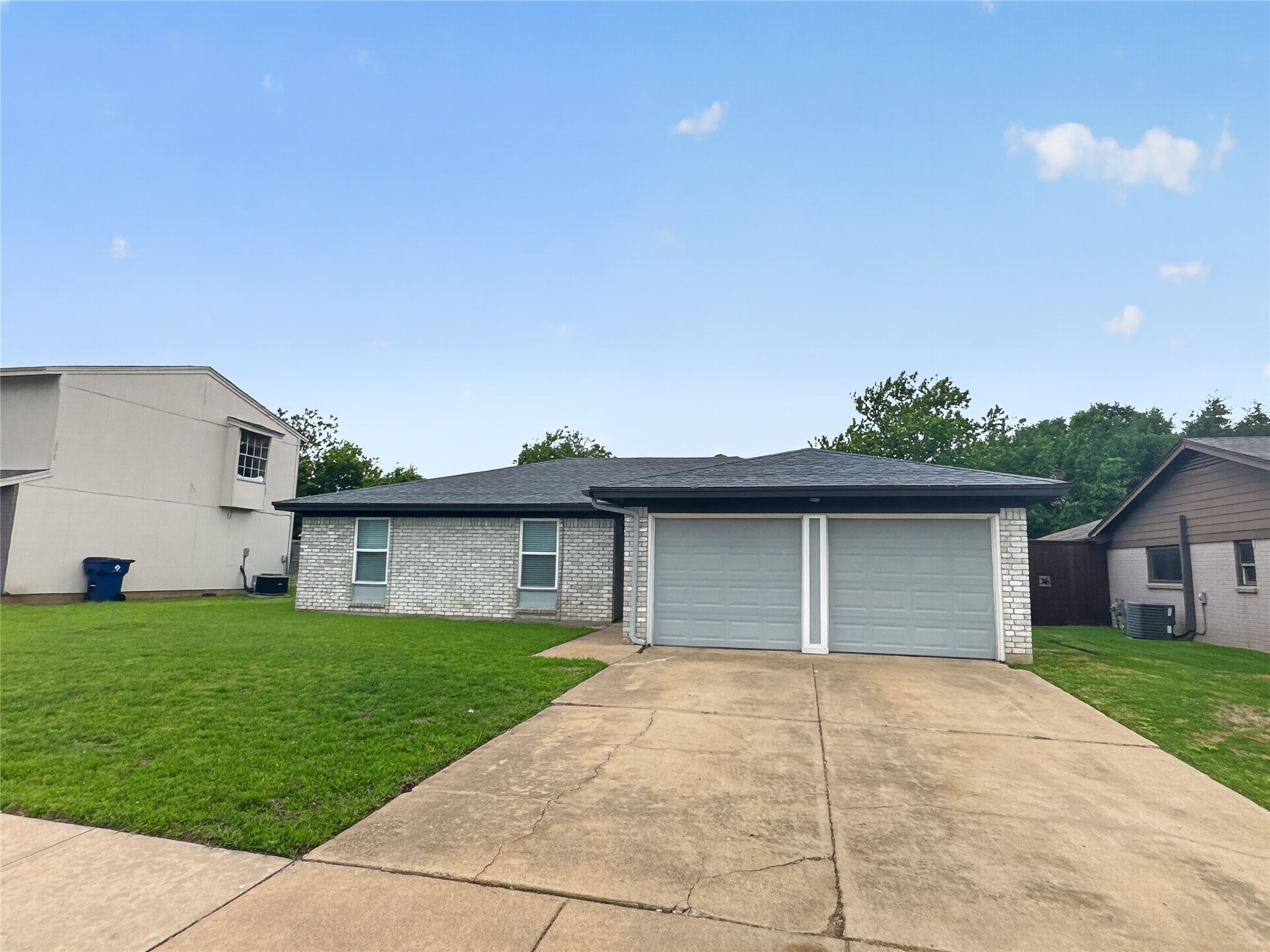 109 N Heights Drive Crowley TX 76036