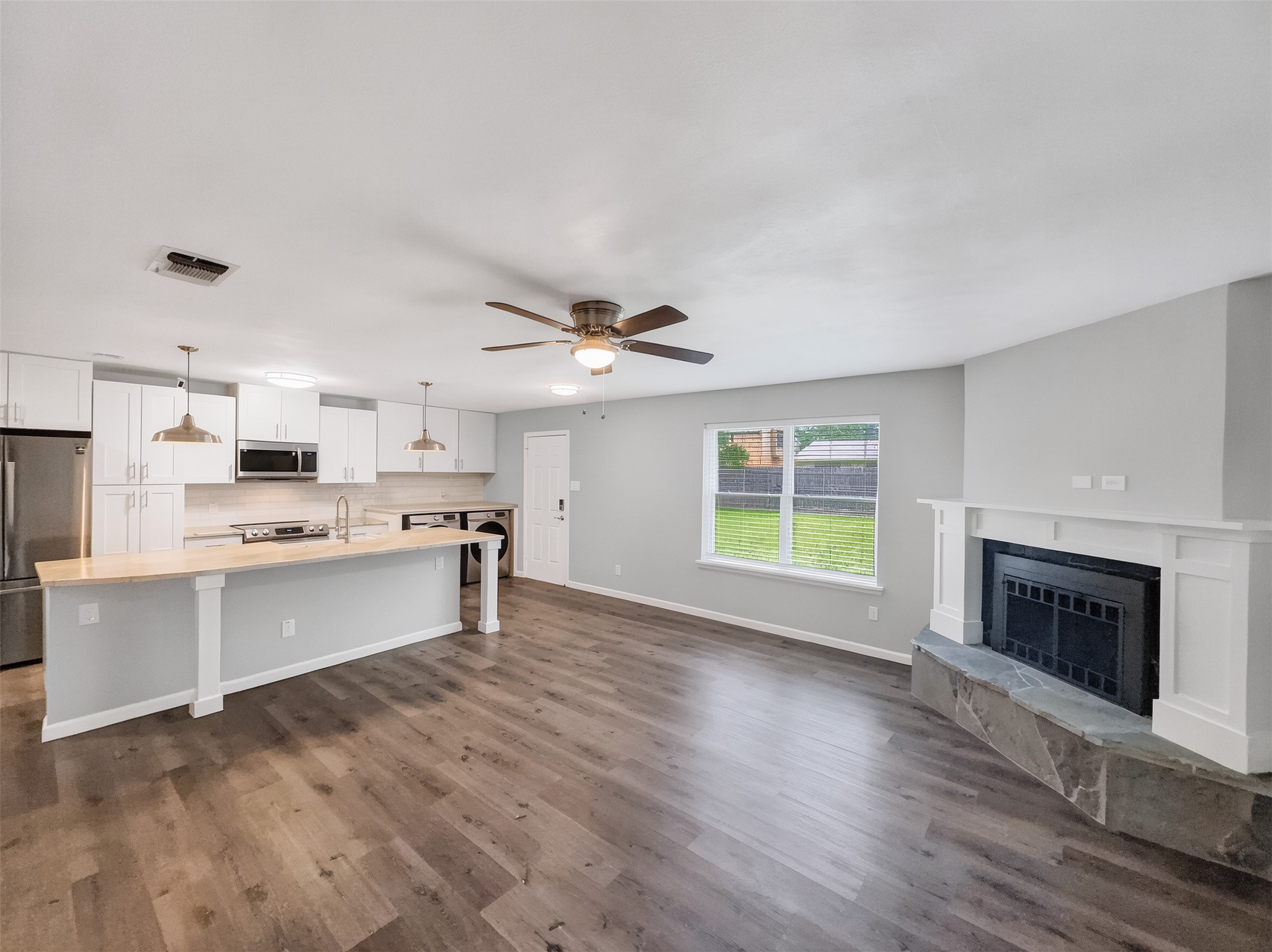 109 N Heights Drive Crowley TX 76036