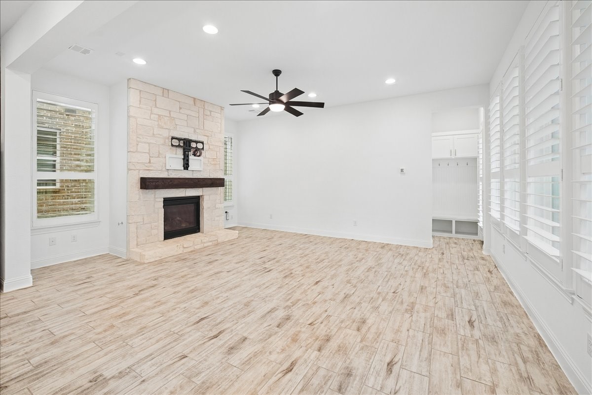 8047 Sunflower Lane Dallas TX 75252