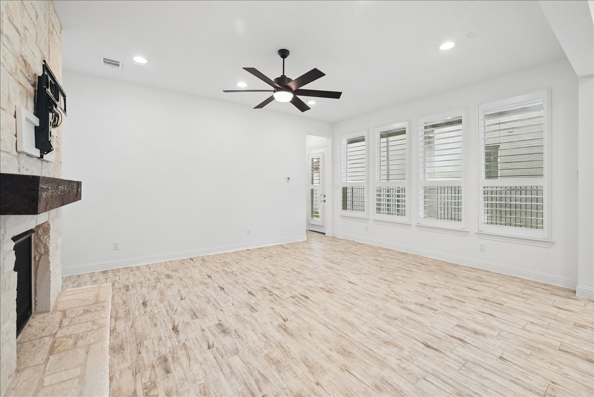 8047 Sunflower Lane Dallas TX 75252