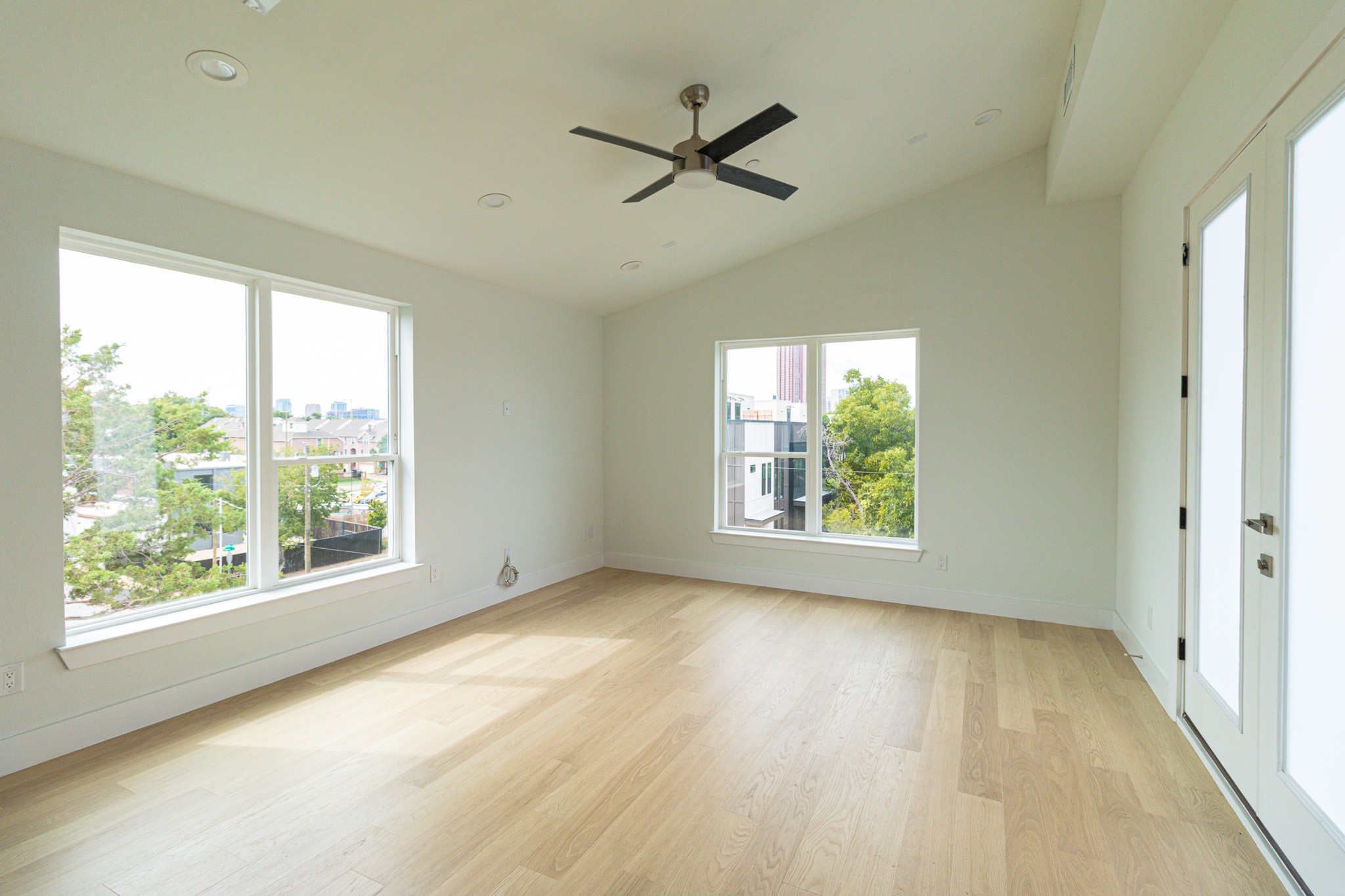 4210 Roseland Avenue Dallas TX 75204