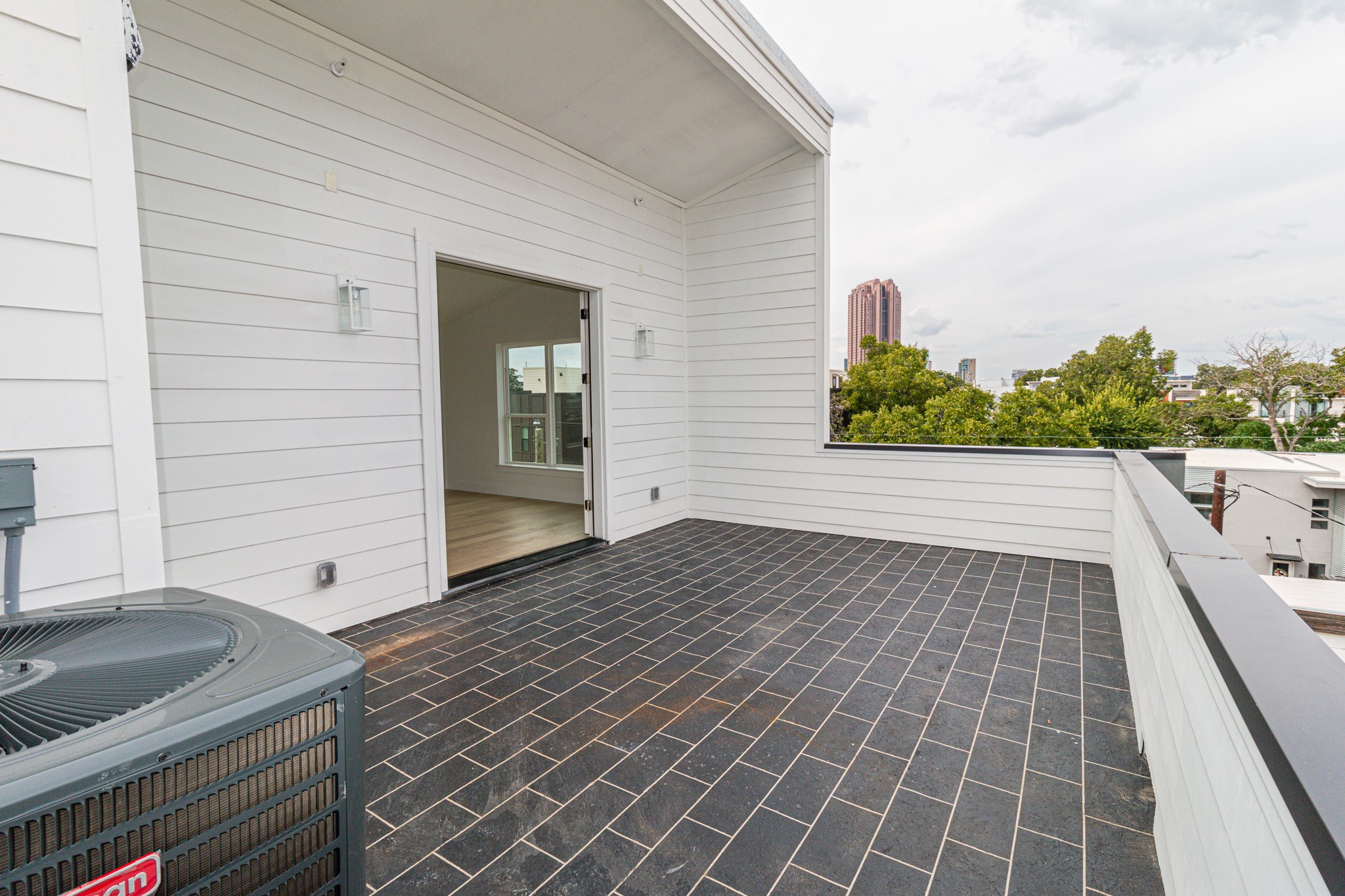4210 Roseland Avenue Dallas TX 75204